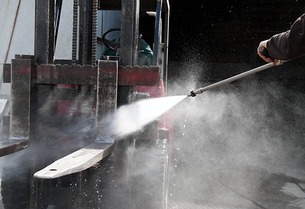 Best Machinery and Equipment Cleaning  in East Farmingdale, NY